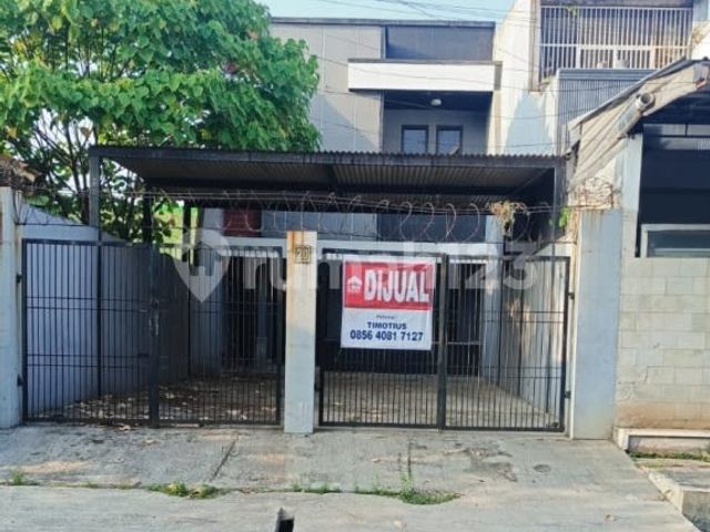 Rumah Siap Huni Dekat Sekolahan