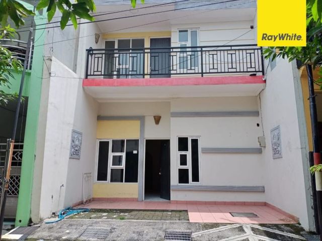 DIsewakan Rumah dengan 5 Kamar di Jl. Karah Indah Surabaya