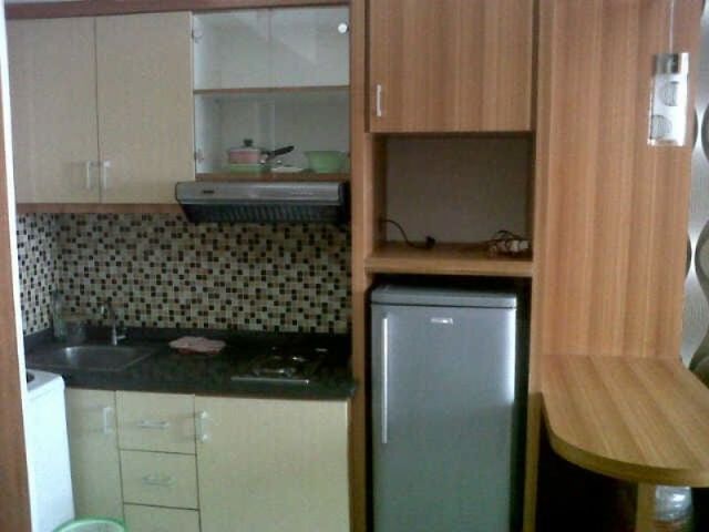 Disewakan Apartemen 2BR Fully Furnished Puncak Permai Surabaya