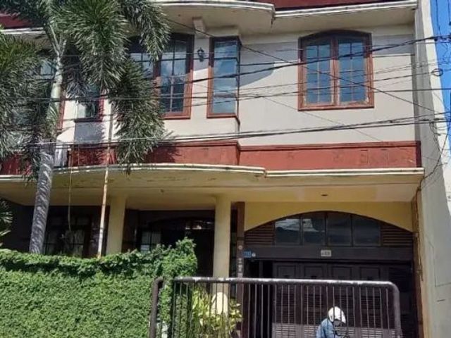 DiJual Rumah 2 lantai Siap Hunijl Rokan Drmo Sby