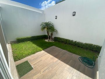 place photo 23