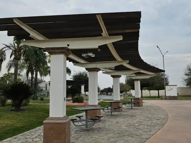 place photo 23