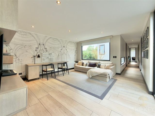 place photo 48