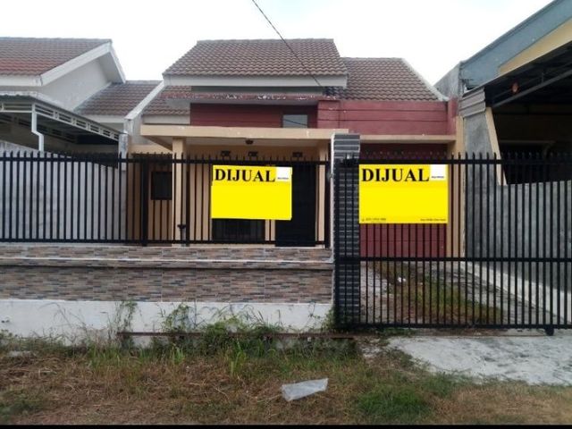 Di jual rumah di Kahuripan nirwana Sidoarjo