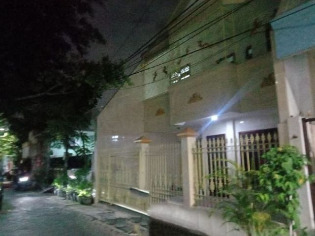 RUMAH 2,5 LANTAI LEBAK REJO KENJERAN, Strategis