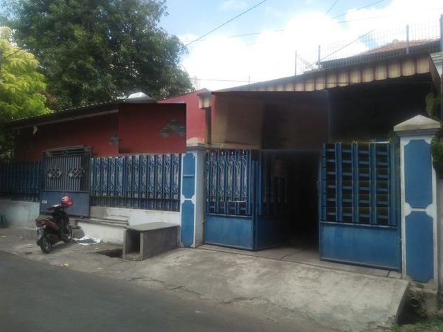 Dijual Rumah Hook Lokasi Strategis Di Jl. Asem Raya, Surabaya