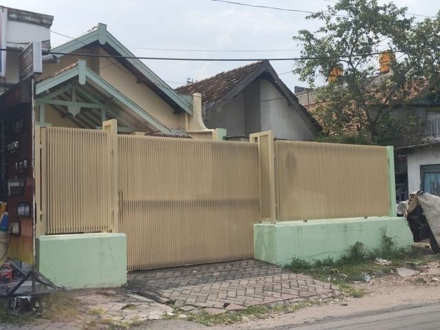 Rumah Disewakan Siap Huni Di Jl. Jambangan, Surabaya