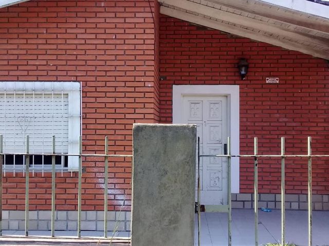 Casa con jardín en venta