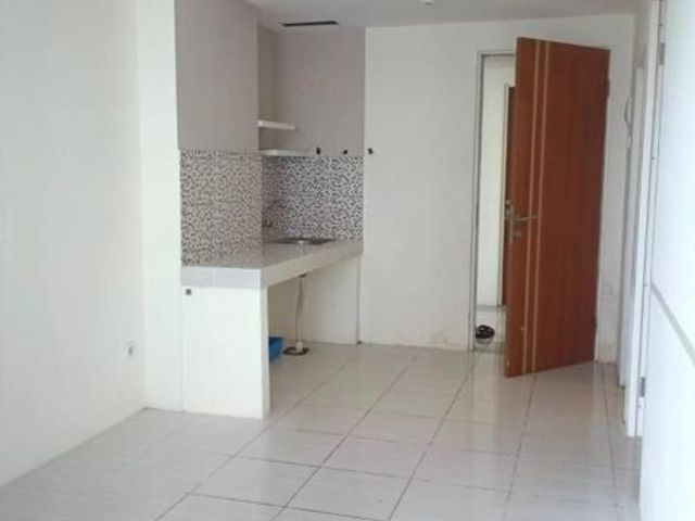 atseh.Apt Puncak Dharmahusada ada 1 unit AC 1pk, view pool