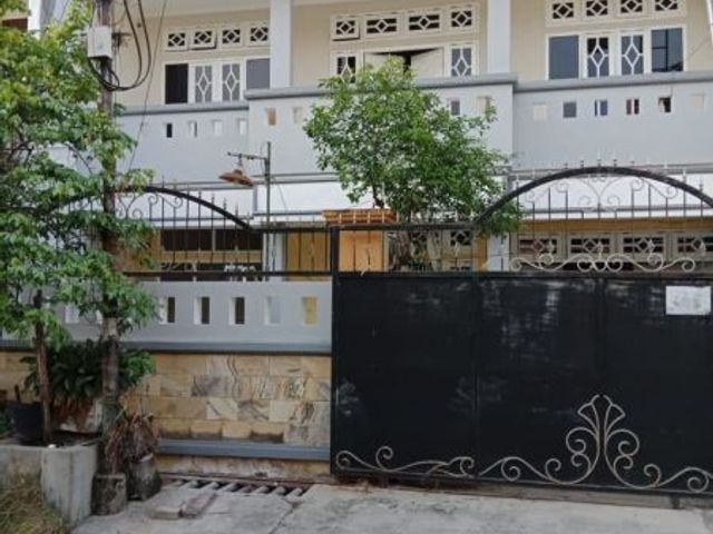 *Dijual/disewakan Rumah 2Lantai Siap Huni Babatan Pantai Barat Surabaya*