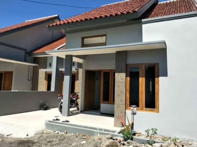 Dijual rumah di Colomadu