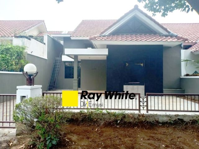 Rumah Baru Renovasi International Village 2 H5-14, Surabaya