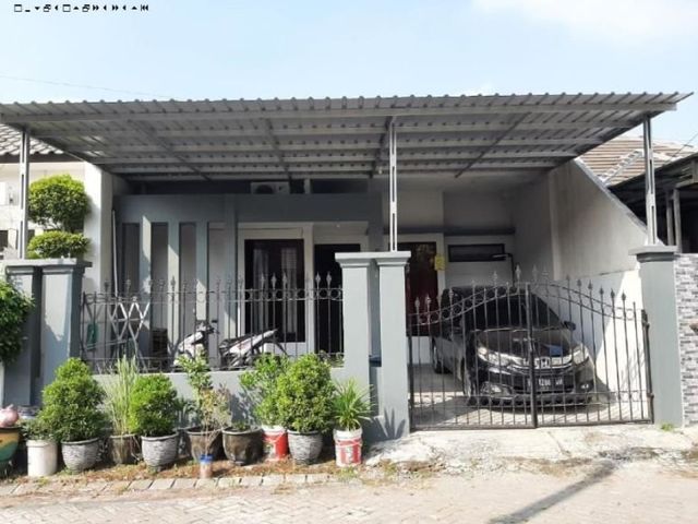 rumah di pakal residence benowo Hadap Selatan, Strategis