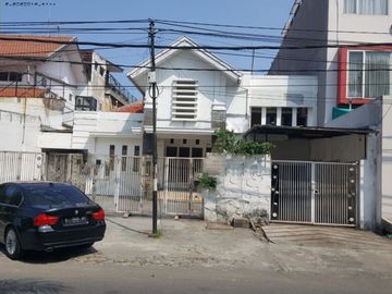 Rumah Raya Rungkut Mejoyo, Strategis Tempat pakir nya luas