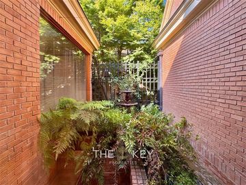 place photo 51