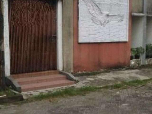 Rumah Dukuh Kupang Barat 1 lantai