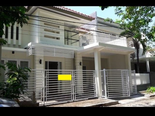 Di jual rumah baru kendang sari Surabaya