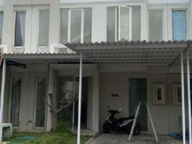 Rumah Grand Pakuwon Kondisi baru