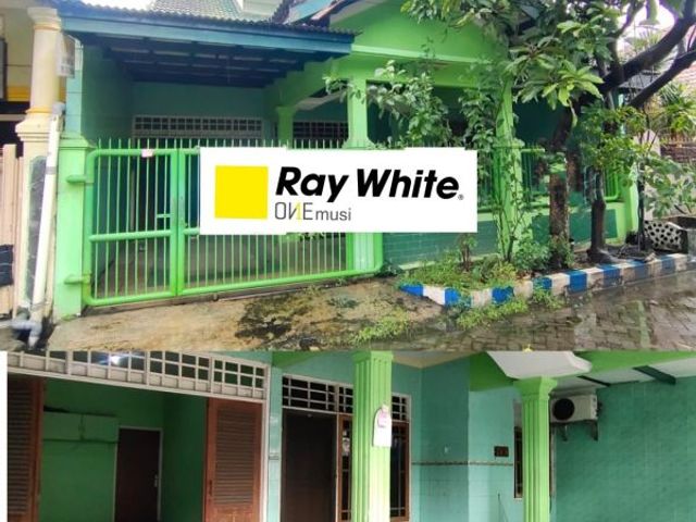 RUMAH DIJUAL *Lokasi di taman pinang, Sidoarjo kota.*