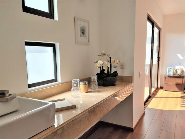 place photo 59