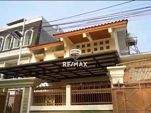DIJUAL RUMAH DI DAERAH KEBAYORAN BARU JAKARTA SELATAN