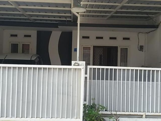 DiJual Rumah BalasKlumprik
