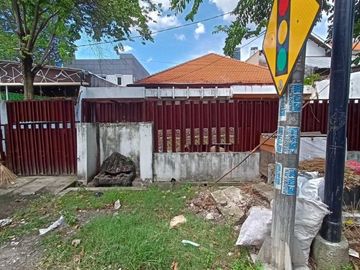 Disewakan Rumah Siap Huni Dengan 3 Kamar Di Jl. Raya Kendangsari, Surabaya