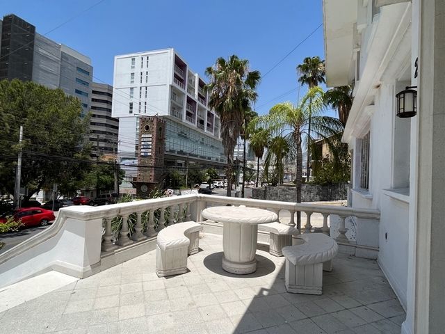 place photo 28