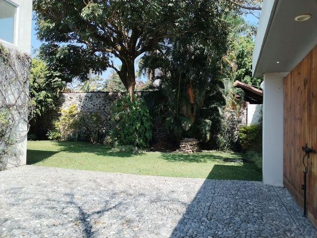 place photo 55