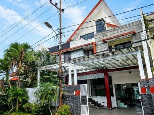 Rumah 3 Lantai SHM Dekat Sukarno Hatta Malang