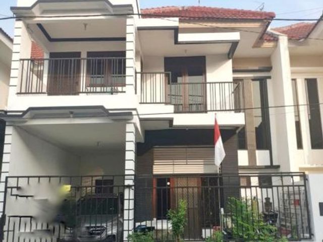 Rumah Area Lebak Indah Regency, Hadap Timur, Row jalan Lebar 3 mobil