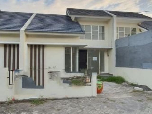 DIJUAL Rumah di Golden Berry Menganti