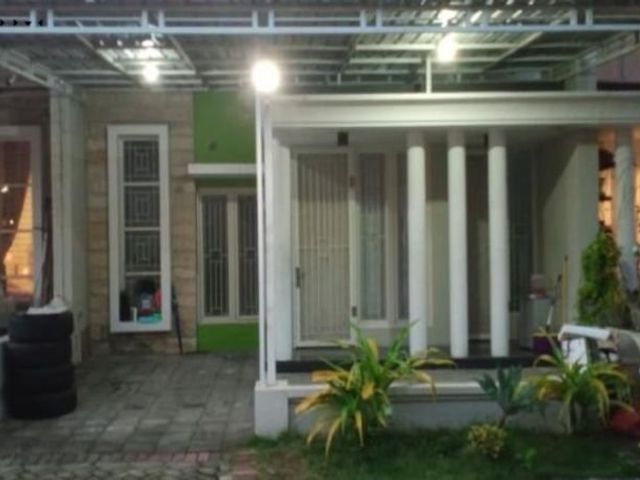 Rumah di Perumahan Wisata Semanggi