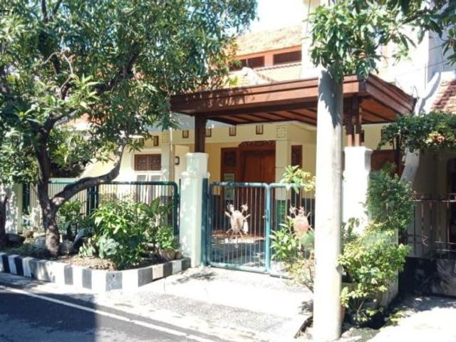 Rumah di Rungkut Asri timur Bangunan 2lantai