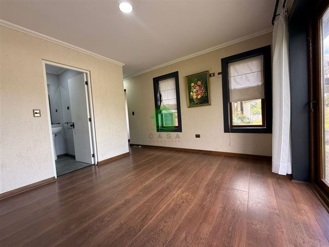 place photo 48