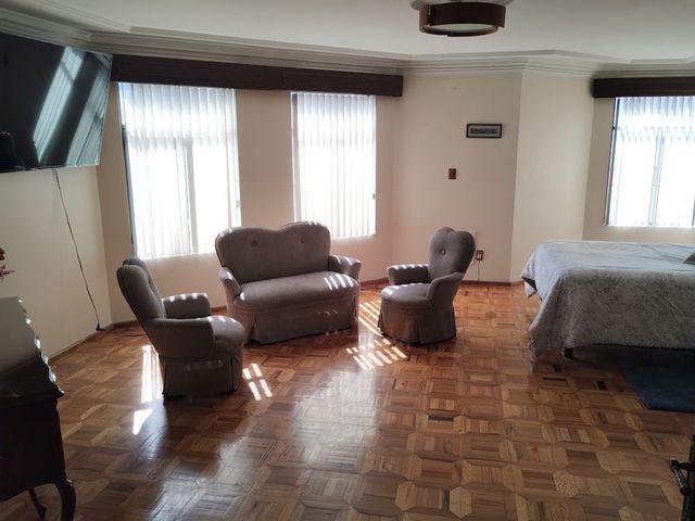 place photo 52