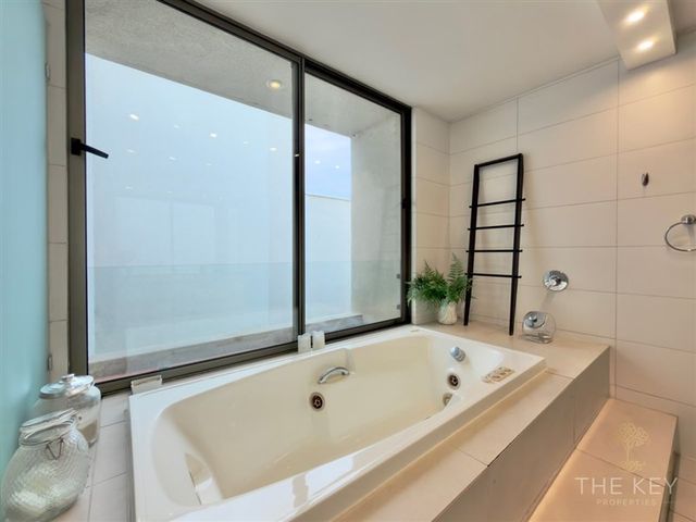 place photo 46