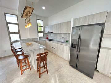 place photo 66