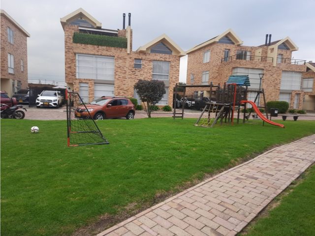 place photo 38