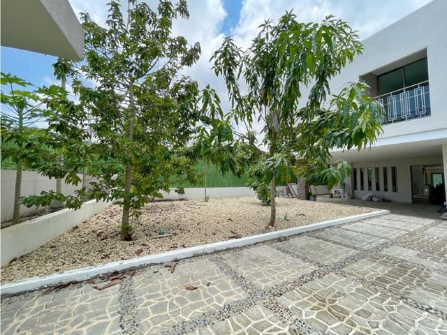 place photo 39