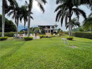 place photo 57