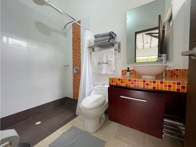 place photo 55