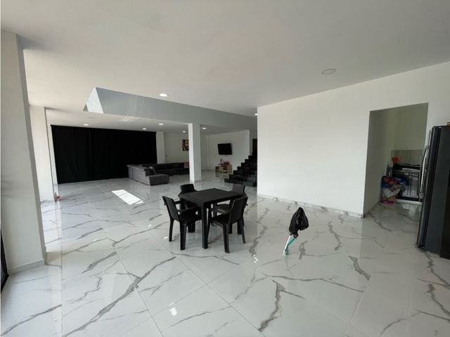 place photo 55
