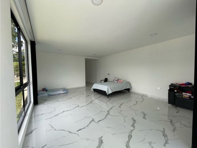 place photo 70