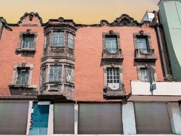 Edificio en Venta 1,971.72 m2 en Insurgentes Sur.