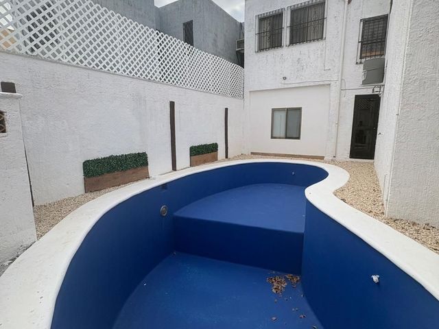 place photo 48