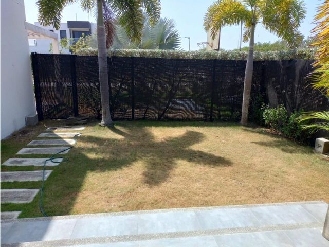 place photo 24
