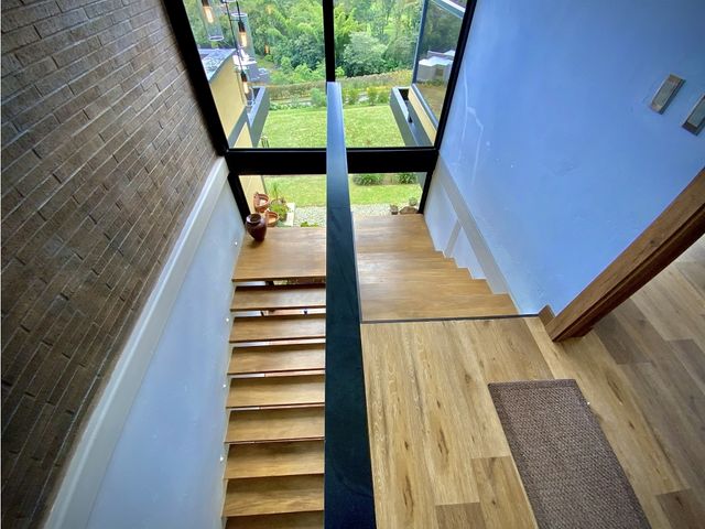 place photo 54