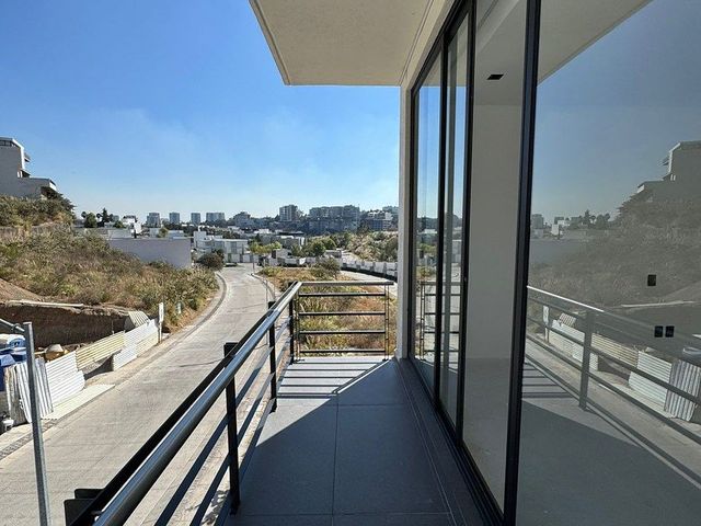 place photo 25