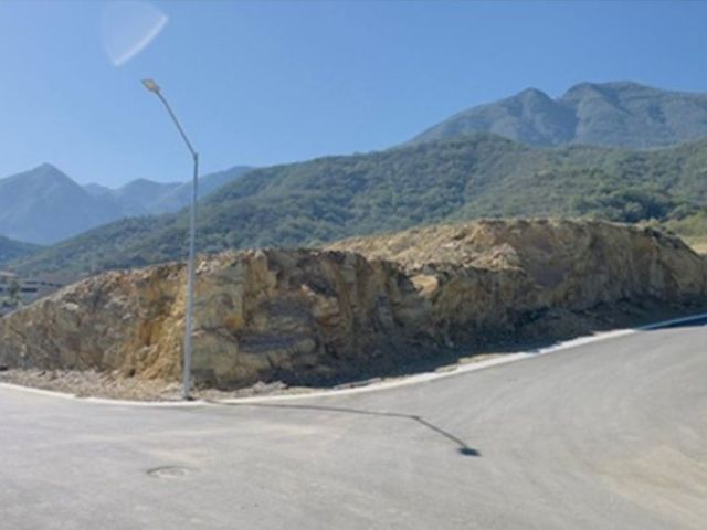 TERRENO EN VENTA VILLAS DE VALLE ALTO